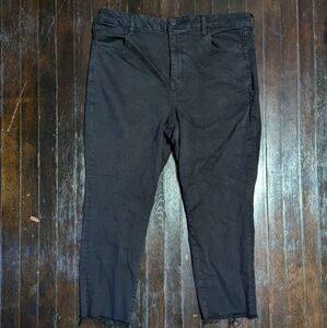 American Eagle Black Next Level Stretch Raw Hem Jeans